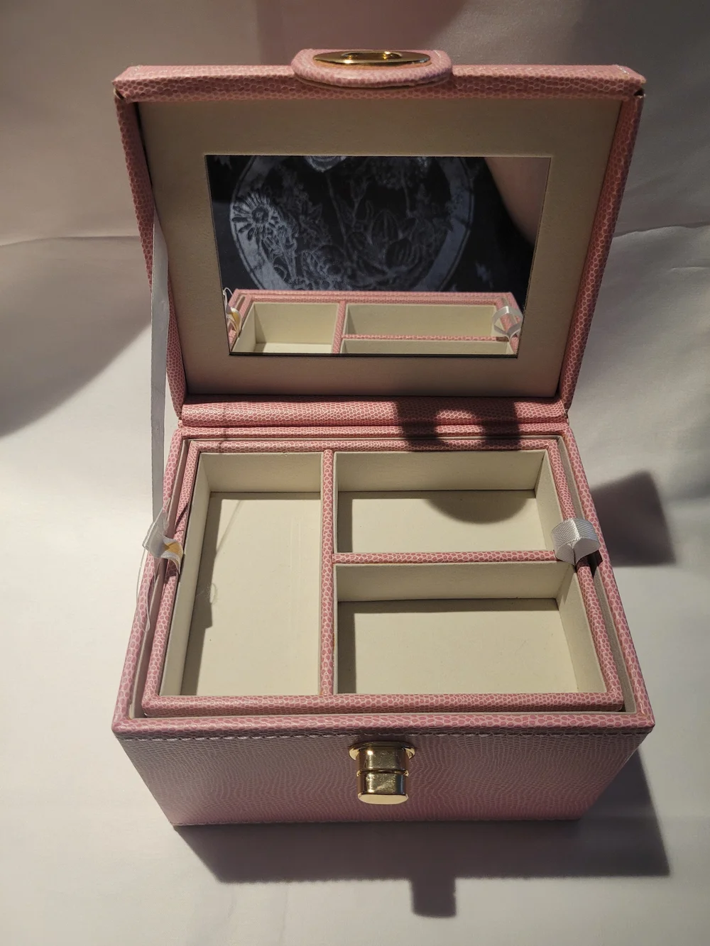 Structured Pink Top-Handle Jewelry Case